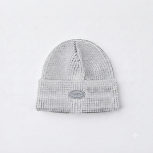 DROGEN EXPORT FASHIONWEAR Bonnet d'hiver personnalisé 100% acrylique avec impression lumineuse/pailletée, doux, extensible, décontracté, streetwear unisexe - Product Image 1