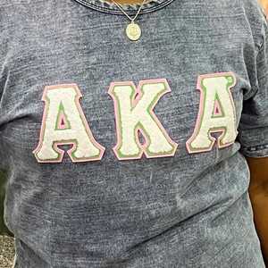 Chemise en chenille denim AKA pour femme, col rond, lettres grecques, haut décontracté de haute qualité - Product Image 4