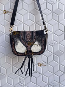 Sac à bandoulière en cuir repoussé à la main en fourrure de vachette véritable sculpture sacs bohème nouveau concepteur sacs de vente chaude pour les femmes - Product Image 4