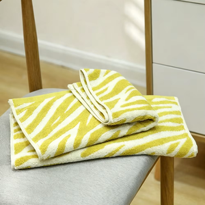 Serviette de toilette tissée en coton de luxe à grammage élevé, très absorbante, séchage rapide, écologique, pour hôtels, spas, salles de bain, conception personnalisée OEM, couleur unie - Product Image 2