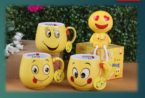 Mug à café en céramique jaune avec motif visage, moderne, compatible lave-vaisselle et micro-ondes, avec poignée, pour la maison, le bureau, ou comme cadeau - Product Image 4