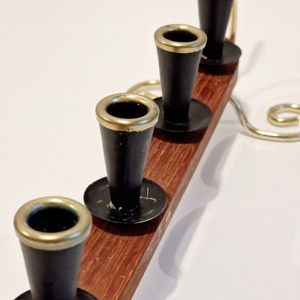 Porte-bougie en bois et métal de haute qualité, design quatre-en-un, parfait pour la décoration de table à la maison, les restaurants et l'aménagement d'hôtels - Product Image 3