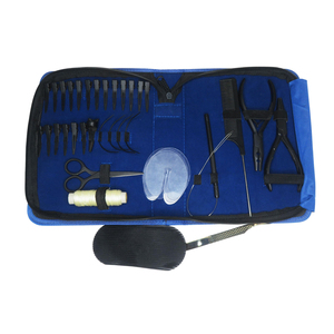 Kit professionnel d'extensions capillaires avec outils et accessoires pour l'installation et le retrait, dans un étui bleu - Product Image 5