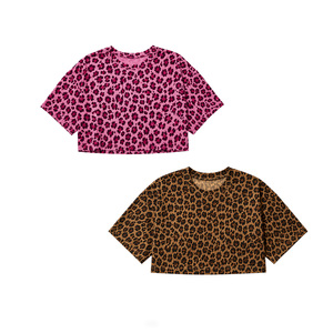 Camiseta Corta de Mujer con Estampado de Leopardo Marrón Personalizada, Corte Cuadrado, Manga Corta, Cuello Redondo, Top de Moda de Verano con Estampado Animal, OEM - Product Image 3
