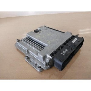 ECUs y Módulos de Computación Usados Forte 391102BAJ8 - Product Image 3