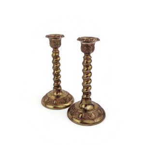 Elegante Portavelas de Metal Dorado con Diseño Trenzado, Adorno Decorativo para el Hogar, Adecuado para Centros de Mesa en Sala de Estar y Decoración de Eventos - Product Image 4