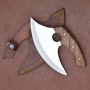 Hache à pizza industrielle forgée à la main, sur mesure, style viking, manche en bois, lame en acier au carbone, étui en cuir - Product Image 3