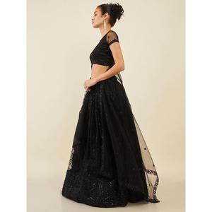 Superbe tenue de soirée à sequins noirs Lehenga Choli avec filet Dupatta - Product Image 6