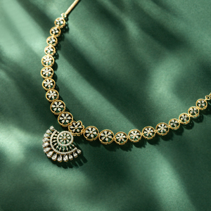 Collier avec pendentif médaillon floral soleil éclatant et diamants - Product Image 2