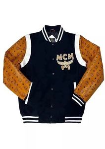 เสื้อแจ็คเก็ตบอมเบอร์ MCM Monogram Varsity สีดำ แขนหนังสีคอนยัค ดีไซน์หรูหรา - Product Image 5