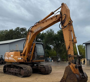 รถขุดรุ่น CX160 ประสิทธิภาพสูง ระบบไฮดรอลิก แบบตีนตะขาบ อุปกรณ์ก่อสร้างมือสอง สำหรับงานหนัก ขนย้ายดิน - Product Image 1