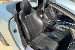 รถยนต์ 2012 V 8 Vantage Roadster สำหรับขาย - Product Image 6
