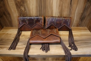 Cartera vaquera occidental exclusiva de cuero auténtico con diseño tallado a mano y flecos fabricante y mayorista - Product Image 6