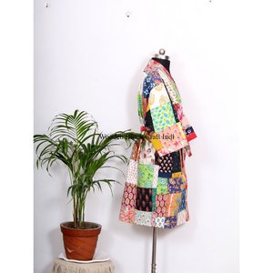 Robe longue en soie Kantha de qualité supérieure, veste patchwork, kimono réversible pour femme, robe de mariée, robe kimono matelassée - Product Image 5