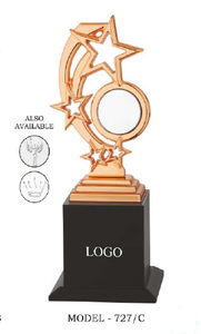 •Atractivo trofeo estrella con una estética moderna. - Product Image 4
