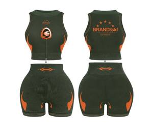 Conjunto de 2 piezas de ropa para mujer con logo personalizado 2026: Top de tirantes y shorts acanalados para fitness y loungewear de primavera - Product Image 6