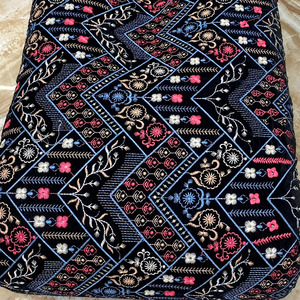 <b>Velvet</b> Embroidered Fabric Indian Embroidered <b>Velvet</b> Fabric Luxury Fabric for Abaya Kaftan Wedding Dress Wholesale Export Markets - Product Image 6