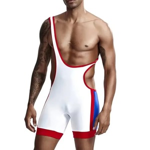 Camiseta Deportiva de Alta Calidad para Hombre, de Poliéster y Elastano, Verde, con Serigrafía Personalizada, para Gimnasio, Levantamiento de Pesas - Product Image 3