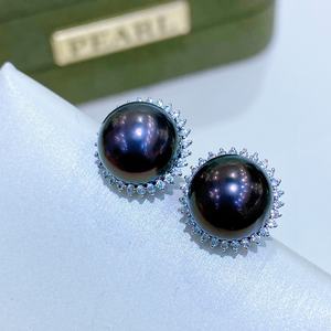 ต่างหูเพชรทรงกลมขนาด 9.5-10 มม. คุณภาพพรีเมียม ประกายมุก Edison ทรงกลมพื้นฐาน มีตำหนิเพียงเล็กน้อย ประกายมุก ใช้ได้ทุกวัน แฟชั่นอเนกประสงค์ - Product Image 3