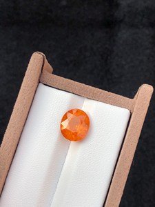 พลอยฟานต้าการ์เนตธรรมชาติ 4.75 กะรัต สีส้มแท้ คุณภาพสูง สำหรับทำเครื่องประดับ ขายส่ง - Product Image 6