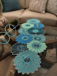 Chemin de table brodé et perlé fait main pour table à manger, décoration de mariage, événements festifs et accessoires de luxe pour la maison à bas prix - Product Image 6