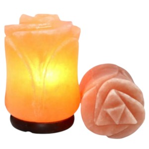 Lampe de sel en forme de rose de l'Himalaya Sian Enterprises, sculptée à la main, matériau organique, écologique, Feng Shui, lumière chaude - Product Image 3