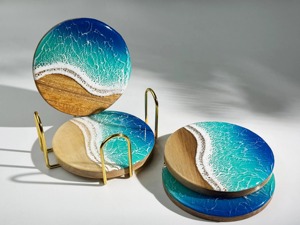 Posavasos con forma de olas del mar, de madera y resina, ecológicos, hechos a mano. - Product Image 5