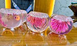 Support de bougie rond en résine et fait main, motif floral, 4x4 pouces, design moderne, pour la maison, le bureau et l'hôtel - Product Image 2