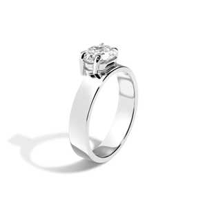 Bague de fiançailles en diamant de laboratoire hexagonal allongé 1 carat, or massif 14K/18K, sertie à griffes, bande de promesse de 4 mm de large, certifiée IGI VS+ - Product Image 3