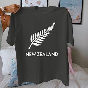 Silueta blanca de un helecho Camiseta de algodón puro Mujer ajuste cómodo - Product Image 3