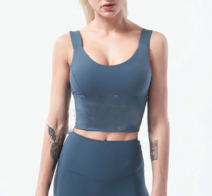 Ensemble de yoga pour femmes de haute qualité, sans couture, léger, au design optimal, vêtements de sport extensibles, vêtements de sport élégants, ensembles de yoga pour femmes - Product Image 1