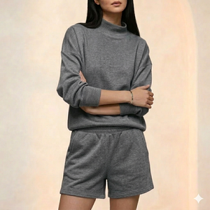 Conjunto de Pantalones Cortos de Forro Polar con Cuello Alto y Mangas Largas para Mujer, Atuendo de Dos Piezas para Invierno, Ropa Casual para Estar en Casa, Estilo Suave, Cálido y Cómodo - Product Image 1