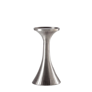 Portavelas decorativo de metal para decoración del hogar, acabado plateado, de aluminio fundido, hecho a mano y personalizado. - Product Image 2