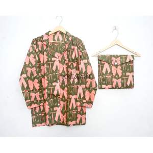 ชุดนอนผ้าฝ้ายอินเดียแท้พิมพ์ลายโบว์ คอวี แขนยาว สไตล์โรแมนติก น้ำหนักเบา สำหรับผู้หญิง เหมาะสำหรับใส่ตอนเช้า - Product Image 2