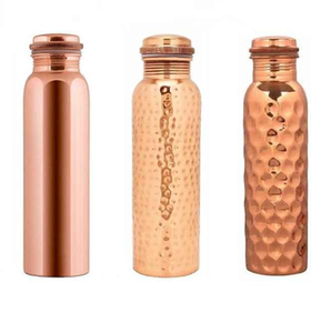 Ensemble de bouteilles d'eau en cuivre pur lisse avec gobelets – Vaisselle de voyage portable au design traditionnel - Product Image 2