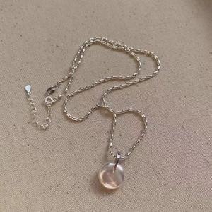 Collar de Plata de Ley S925 con Perlas Naturales de Agua Dulce de Diseño Barroco, Sensación de Lujo de Alta Gama para tu Mejor Novia - Product Image 4