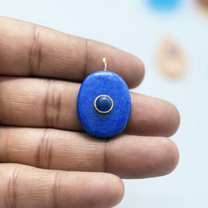 Colgante de Cabujón Ovalado de Cornalina con Doble Piedra de Amatista Chapado en Oro de 18k - Product Image 4