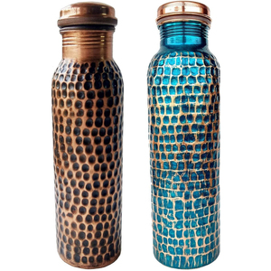 Ensemble de bouteilles d'eau en cuivre pur faites à la main avec 2 gobelets, design antique en briques de cuivre, pour une hydratation saine, anti-fuite. - Product Image 6