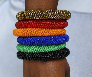 Pulsera de Moda Bohemia para Mujer Bestone, Hecha a Mano con Cuentas de Semillas y Perlas, Chapado en Oro, Diseño de Mascota, Novedad - Product Image 2