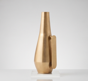 Jarrón Dorado Metálico Contemporáneo, Diseño Modernista Único con Asa, Florero Alto para Decoración de Interiores de Sala de Estar, Suministro al por Mayor - Product Image 1