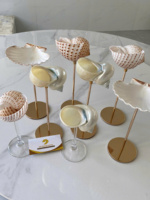 Verre à vin haut de gamme en coquillage marin, fabriqué avec des coquillages marins naturels et du verre, pour la restauration, Vietnam.