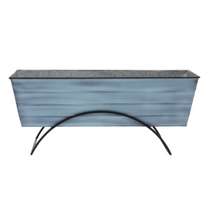 Jardinière rectangulaire en métal galvanisé avec support en métal noir pour utilisation en extérieur dans le jardin - Product Image 1