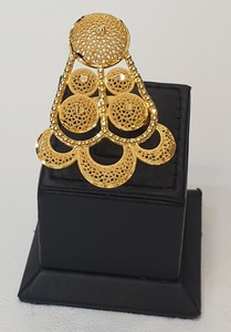 Conjunto de Joyería Étnica Chapada en Oro de 24K, Collar, Pendientes, Anillo con Diseño de Borlas, Joyería de Latón para Mujer, para Bodas y Fiestas - Product Image 4