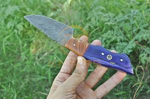 Couteau de chef artisanal en acier Damas avec manche ergonomique en bois – Couteau de cuisine ultra-affûté pour la cuisine professionnelle - Product Image 2