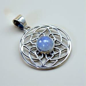 Colgantes de Plata de Ley 925 con Piedra Lunar de Alta Calidad, Precio al por Mayor, Joyería de Plata - Product Image 1