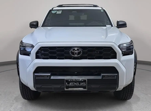 ENVÍO INMEDIATO: Toyota 4Runner TRD 2025 Usado - Product Image 3