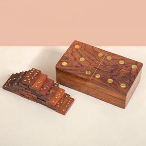 Juego de Dominó de Madera Artesanal de Primera Calidad de 28 Piezas para Niños, Acabado Liso para Jugar - Juguetes Promocionales para Niños - Product Image 6