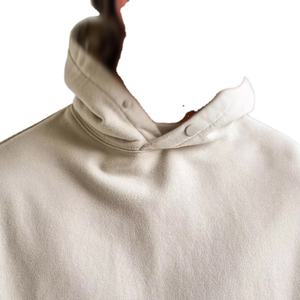 เสื้อฮู้ดดี้ผู้ชายทรงบ็อกซี่ ผ้าคอตตอนหนา 360 กรัม ปักลายด้านหน้า แบบไท-ได พร้อมปักโลโก้ตามสั่ง ขายส่ง - Product Image 4