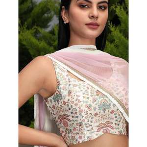 Espléndido blanco roto Georgette boda Lehenga Choli - Product Image 2