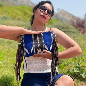 Bolso de Mano de Lana Azteca para Mujer, Bandolera de Cuero Genuino con Flecos, Hecha a Mano - Product Image 5